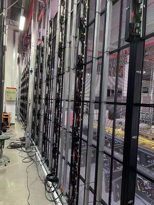 وضوح عالي GCL P3.9 شاشة LED شفافة مقاومة للماء سهلة التثبيت