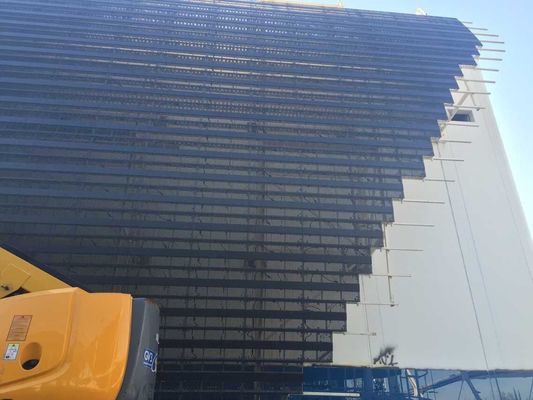 الشفاف 60% شاشة إعلانات LED مع رؤية من خلال الزجاج لمركز تسوق