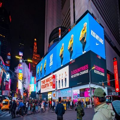 سعر جيد توفير الطاقة الإعلانية شاشة عرض LED الستار مرنة P10 شاشة LED الانترنت