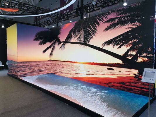 سعر جيد Indoor LED Display Screen with 7680Hz High Refresh Rate تصميم الصيانة الأمامية وبناء خفيف الوزن لتثبيت الجدار السريع الانترنت